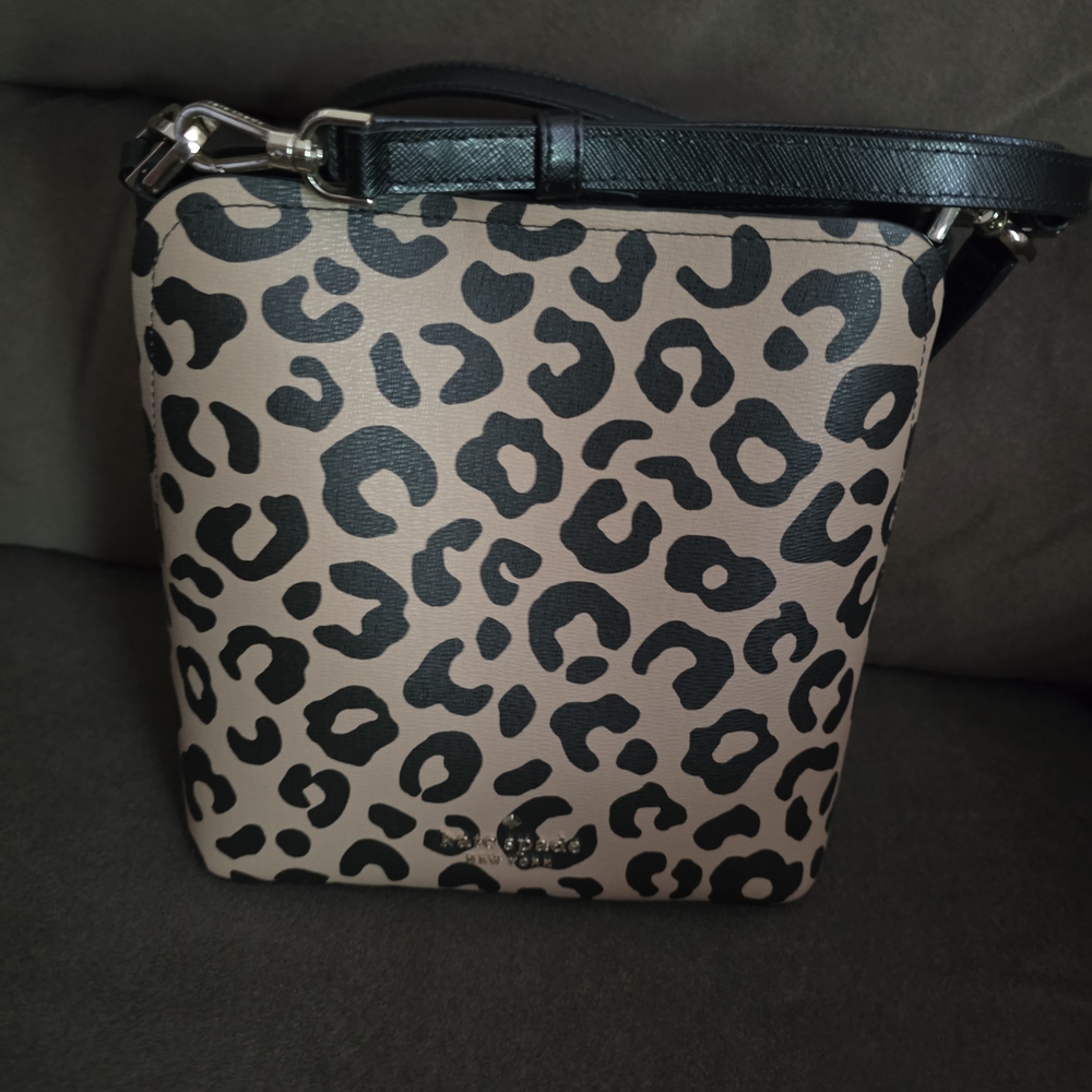 Kate Spade Brown and Black Crossbody Bag with Structured Design